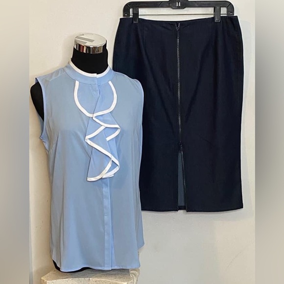 Calvin Klein Blue Short Sleeve Blouse Size Small New - Picture 1 of 5